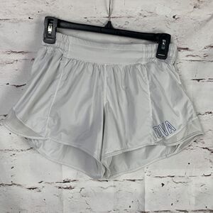 Lululemon Hotty Hot Shorts White Size 8 OVA Monogram Lined Athletic Summer Gym